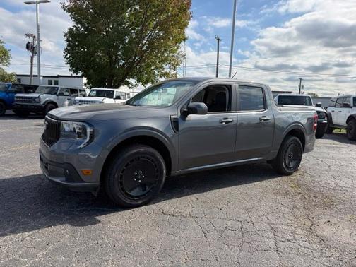 Carbonized Gray Metallic 2026 Ford Maverick Lobo Standard