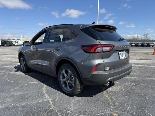 2025 Ford Escape ST-Line Select