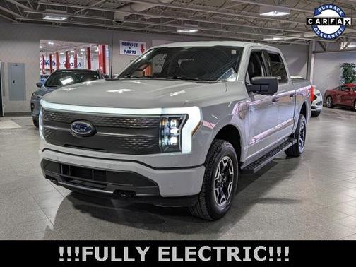 2023 Ford F-150 Lightning XLT
