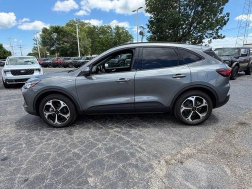 Carbonized Gray Metallic 2025 Ford Escape ST-Line Select