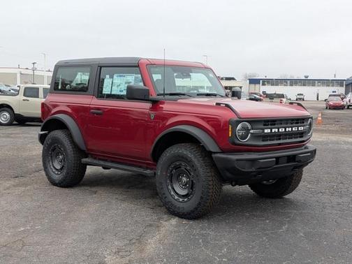 2025 Ford Bronco Base