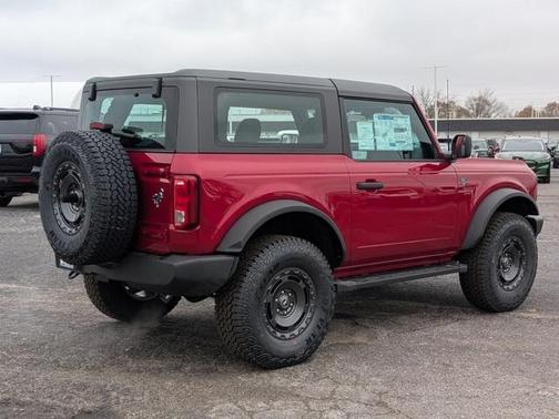 2025 Ford Bronco Base