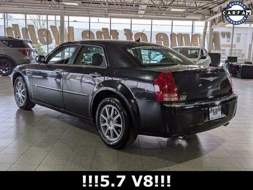 2008 Chrysler 300C Base