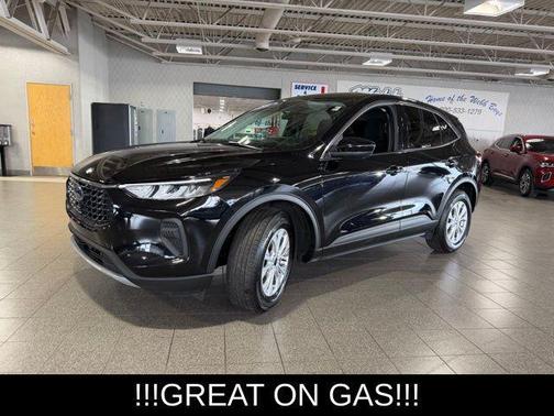 AGATE BLACK METALLIC 2023 Ford Escape Active