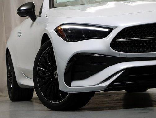 Moonlight White 2026 Mercedes-Benz CLE 450 Base 4MATIC