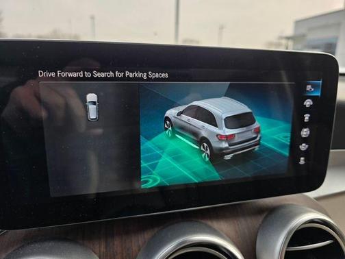 2022 Mercedes-Benz GLC 300 Base 4MATIC