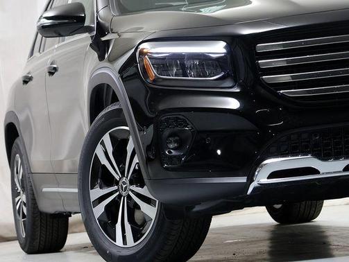 Black 2026 Mercedes-Benz GLB 250 Base 4MATIC