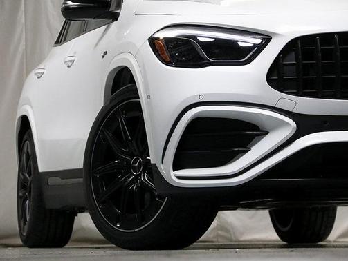 2025 Mercedes-Benz AMG GLA 35 Base
