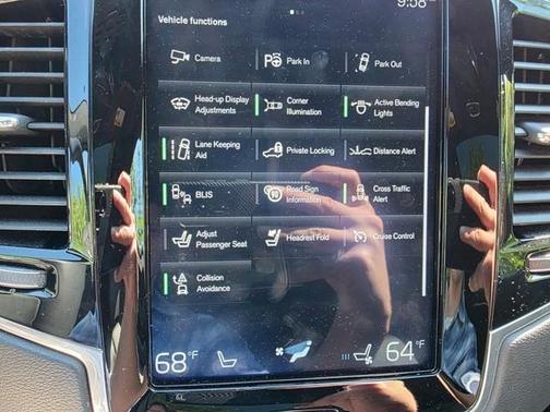 2019 Volvo XC90 T6 Inscription