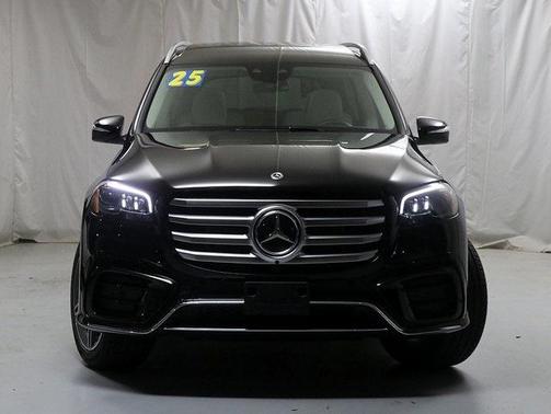 2025 Mercedes-Benz GLS 450 4MATIC