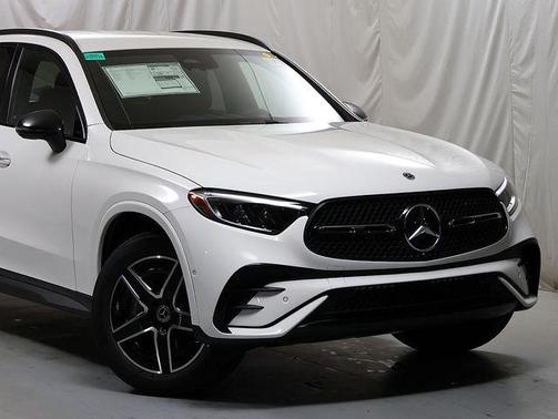 Polar White 2026 Mercedes-Benz GLC 300 Base 4MATIC