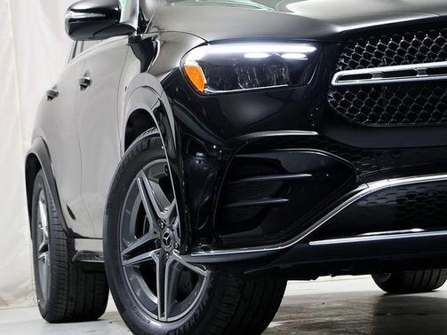 Black 2026 Mercedes-Benz GLE 450 4MATIC