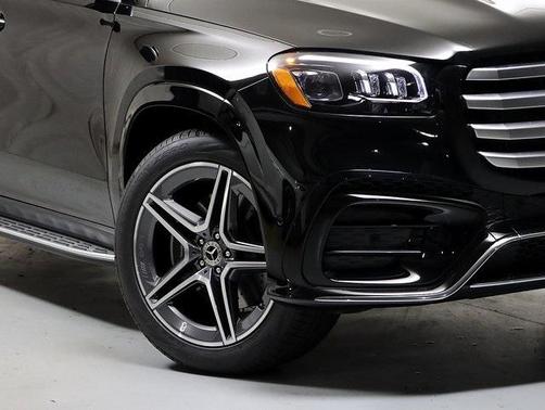 2026 Mercedes-Benz GLS 450