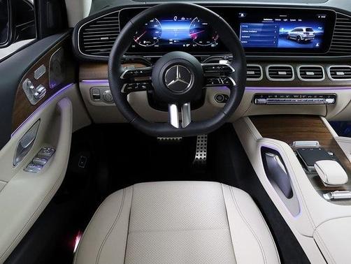 2026 Mercedes-Benz GLS 450
