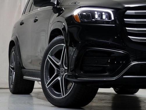 2026 Mercedes-Benz GLS 450