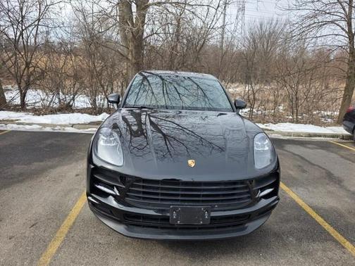 2021 Porsche Macan Base