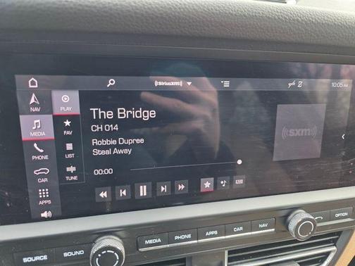 2021 Porsche Macan Base