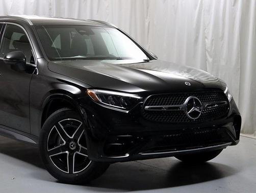 2025 Mercedes-Benz GLC 300 Base 4MATIC