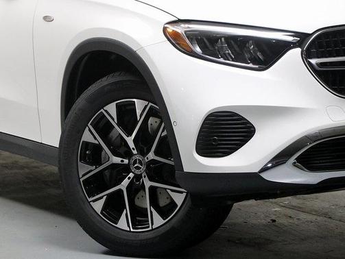 2025 Mercedes-Benz GLC 350e Base 4MATIC