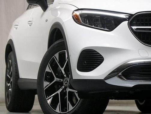 2025 Mercedes-Benz GLC 350e Base 4MATIC