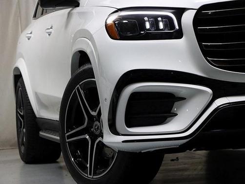 2026 Mercedes-Benz GLS 450