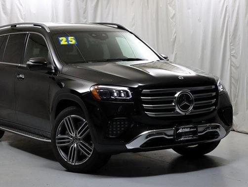 2025 Mercedes-Benz GLS 450 4MATIC