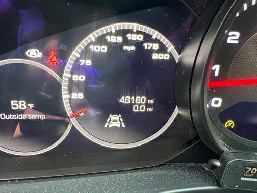 Carrara White Metallic 2018 Porsche Panamera 4S