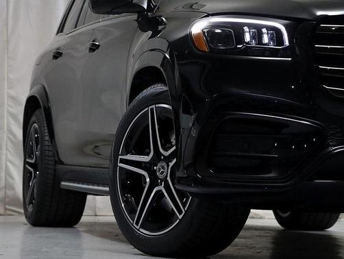 2026 Mercedes-Benz GLS 450 4MATIC