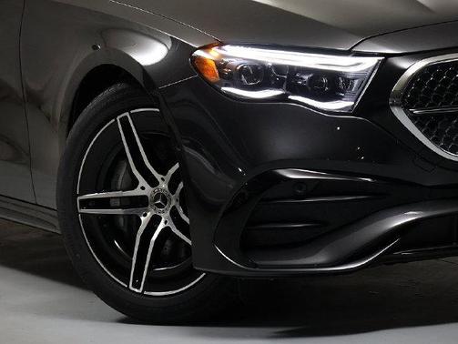 Graphite 2027 Mercedes-Benz E-Class E 450