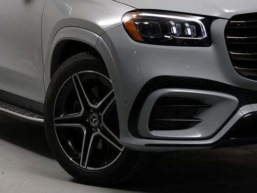 2026 Mercedes-Benz GLS 450 4MATIC