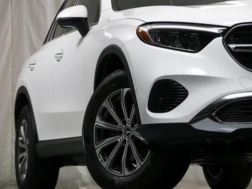 2025 Mercedes-Benz GLC 300 Base 4MATIC