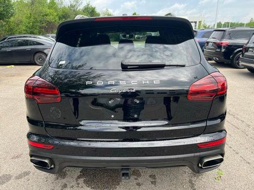 Black 2018 Porsche Cayenne Base