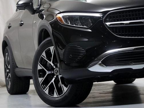 2025 Mercedes-Benz GLC 350e Base 4MATIC