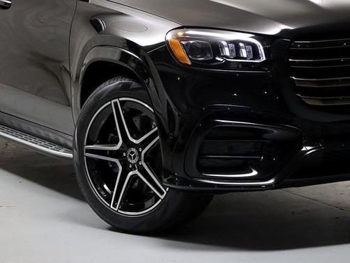 2026 Mercedes-Benz GLS 450