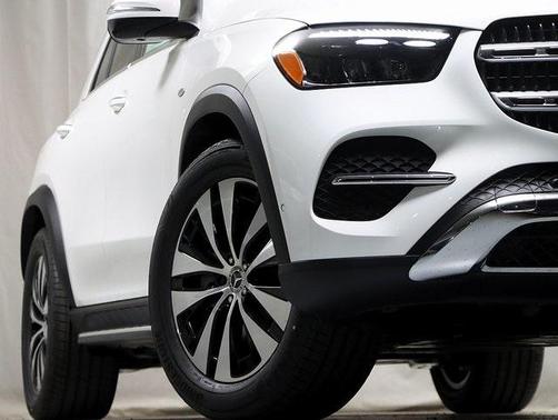 2025 Mercedes-Benz GLE 450e 4MATIC