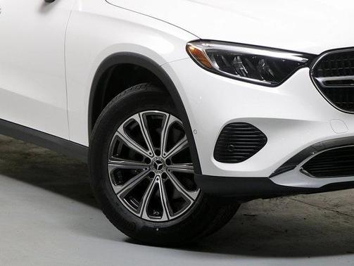 2025 Mercedes-Benz GLC 300 Base 4MATIC