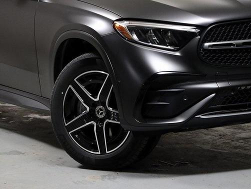 2026 Mercedes-Benz GLC 300 Base 4MATIC
