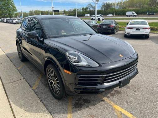 Black Metallic 2023 Porsche Cayenne Platinum Edition