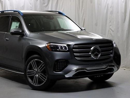 2026 Mercedes-Benz GLS 450 