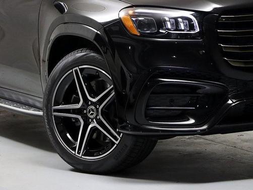 2026 Mercedes-Benz GLS 450 