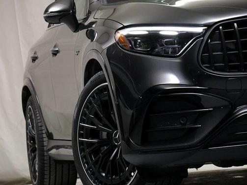 2026 Mercedes-Benz AMG GLC 43 Base