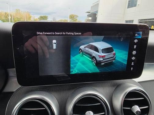 2021 Mercedes-Benz GLC 300 Base 4MATIC