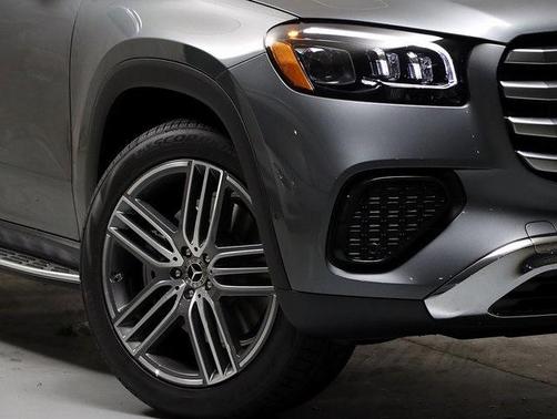 2026 Mercedes-Benz GLS 450 