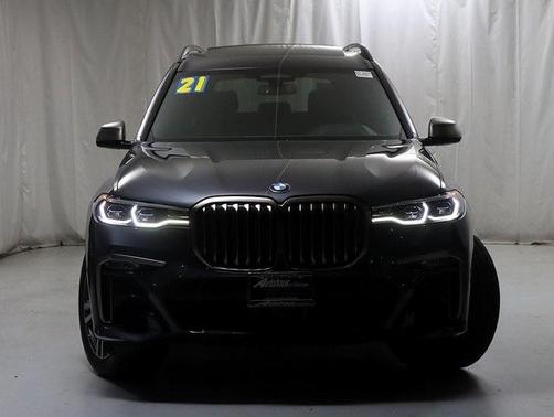 2021 BMW X7 M50i