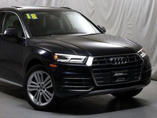 Moonlight Blue Metallic 2018 Audi Q5 2.0T Tech Premium