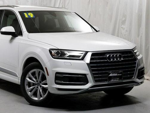 2019 Audi Q7 55 Premium