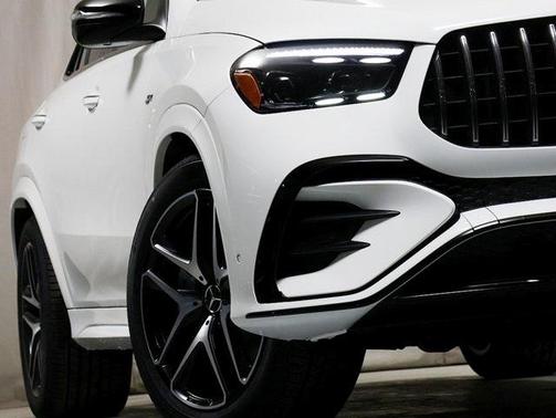 2026 Mercedes-Benz AMG GLE 53 Base