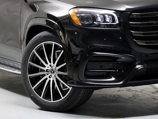 2026 Mercedes-Benz GLS 580 Base 4MATIC
