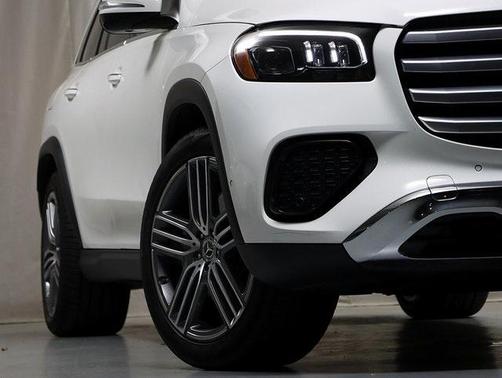 2024 Mercedes-Benz GLS 450 4MATIC