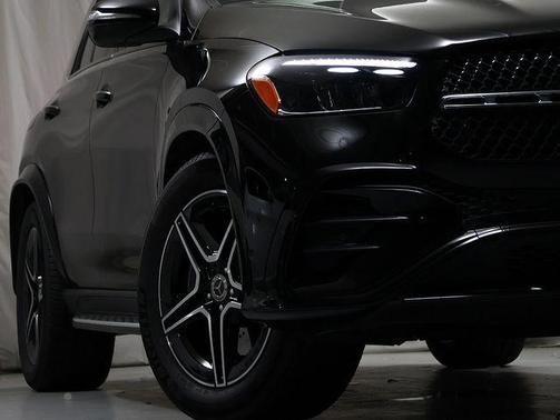 Black 2026 Mercedes-Benz GLE 450 4MATIC
